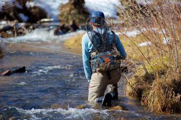Fishpond Thunderhead Lumbar Pack River Camo Action Fishpond Thunderhead Lumbar Pack River Camo Action